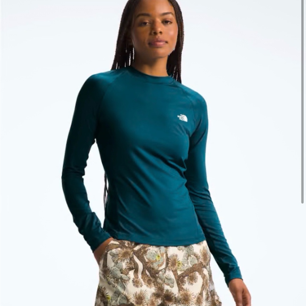 The North Face Women's Class V Water Top Teal Long Sleeve Size M Swim Surf